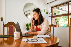 Woman talks to her Brightside Financial Assistant about how to use her retirement and health benefits